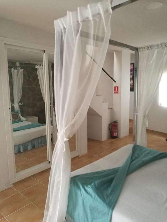 Pension Isla - Couples Only Casas de Cuadra エクステリア 写真